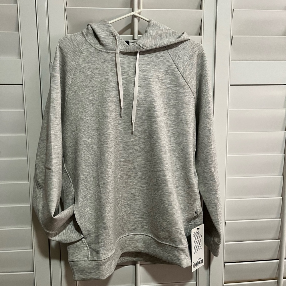 Men’s Lululemon Smooth Spacer Gray Pullover Hoodie with Drawstrings - Size M